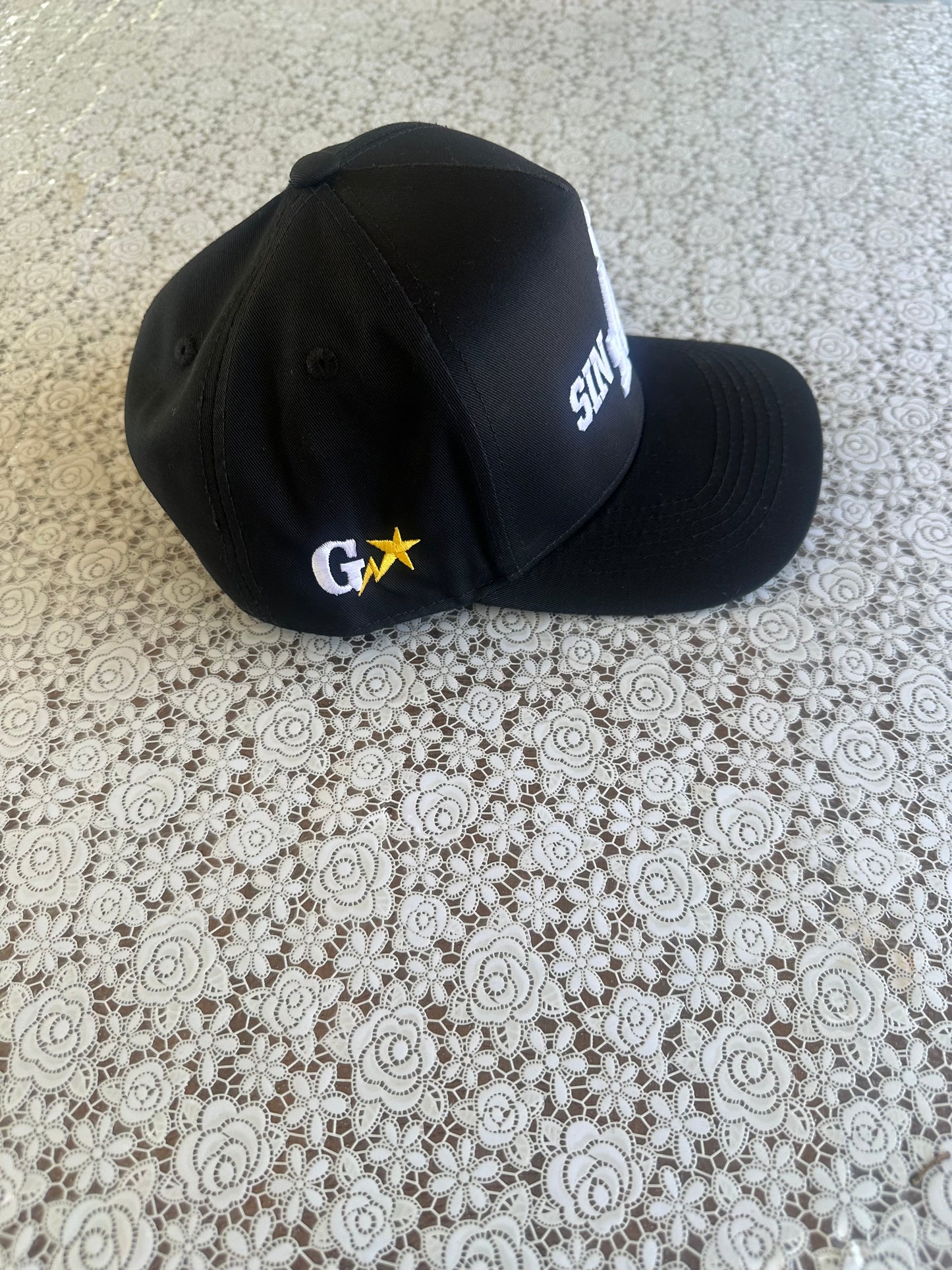 Sinalosangeles Hat Black
