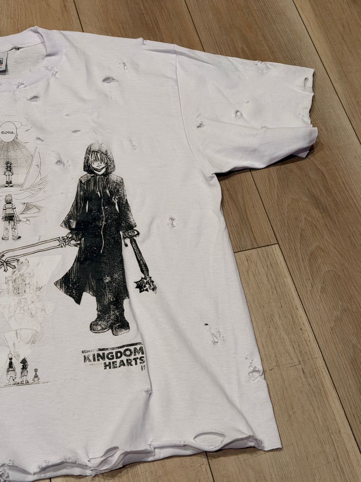a. Kingdom Hearts 2 tee - custom distressed